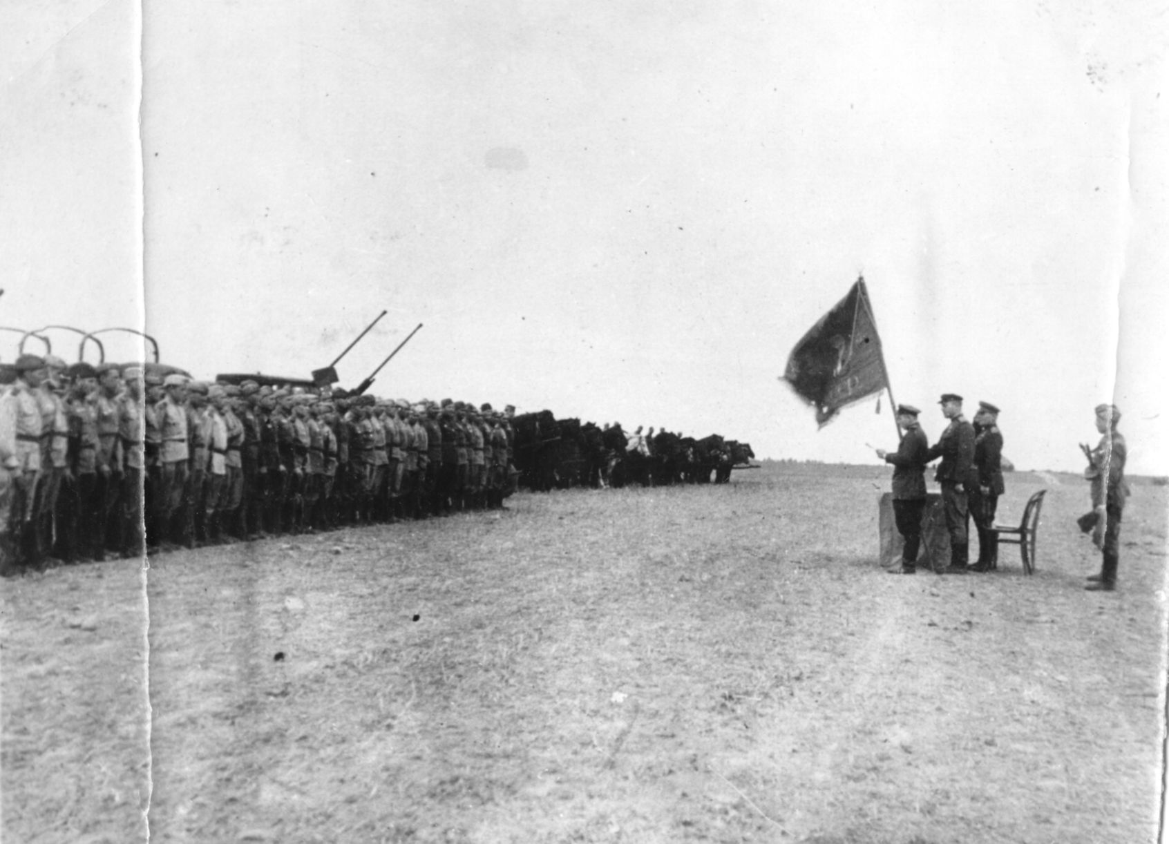 Вручение корпусу гвардейского знамени